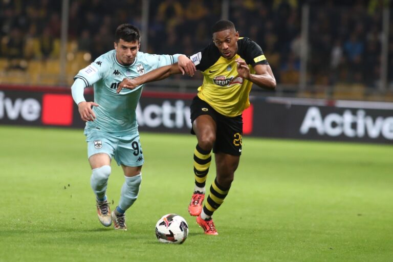Super League: Επιβλητική η AEK – 4-0 τον Άρη [βίντεο]