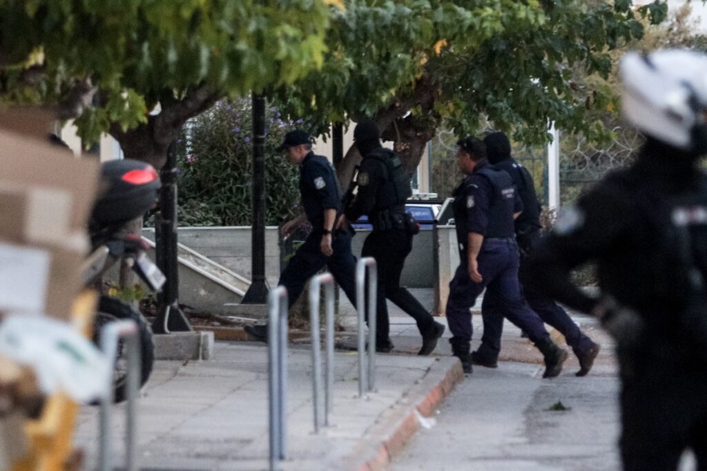 Έκρηξη στους Αμπελόκηπους: Ποινικές διώξεις για 4 κακουργήματα και 2 πλημμελήματα στον 31χρονο και σ