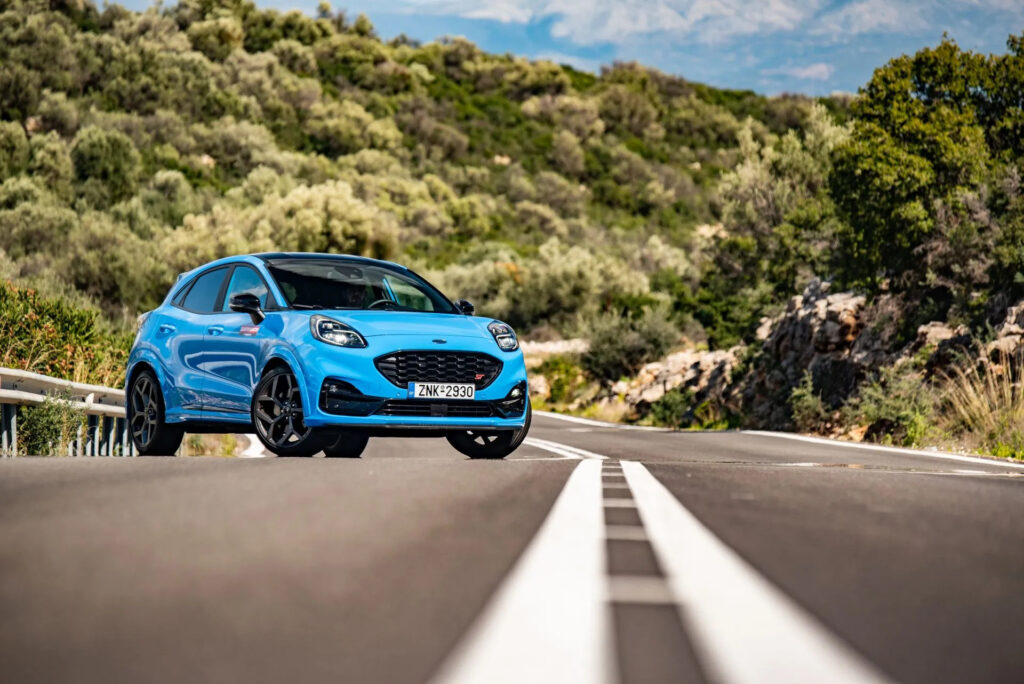 Ανεβαίνουμε στον Αχλαδόκαμπο παρέα με το Ford Puma ST