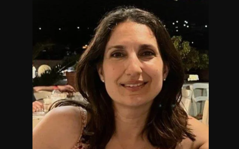 Τι απαντά ο γιατρός της 45χρονης που «έφυγε» ξαφνικά μετά από επέμβαση ρουτίνας [βίντεο]