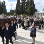 Δημήτρης Σούρας: Πλήθος κόσμου στο τελευταίο αντίο [φωτο]