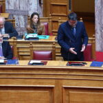 Οικονόμου: Θα μηδενίσουμε συμπεριφορές αισχροκέρδειας που αφορούν τα αεροπορικά εισιτήρια από Σαντορίνη