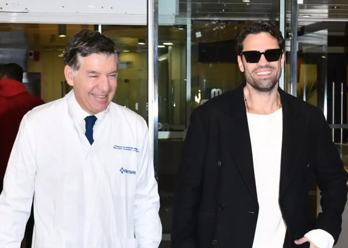 Αργυρός – Νίκα: Οι πρώτες τους δηλώσεις – Εξιτήριο από το μαιευτήριο με τον νεογέννητο γιο τους [εικόνες – βίντεο]