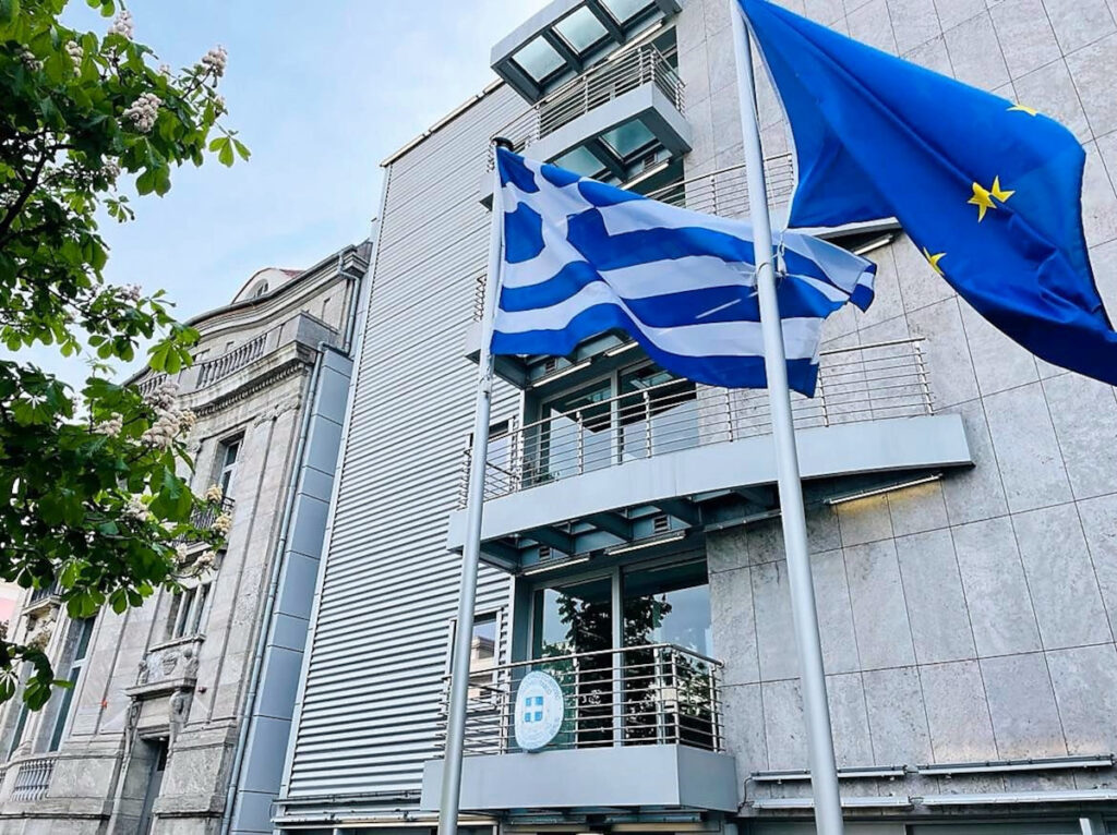 Γερμανία: Κατάληψη στο ελληνικό προξενείο του Βερολίνου από 40 άτομα