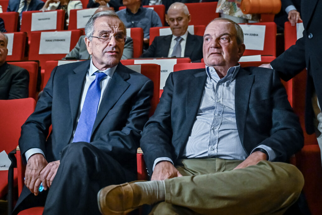 «Βόμβες» Σαμαρά: Αποκαλεί μειοδότη τον Γεραπετρίτη – Προτείνει Καραμανλή για Πρόεδρο της Δημοκ