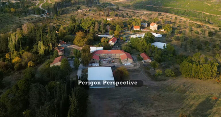 Δείτε από ψηλά πώς προχωρούν τα έργα στο πρώην Βασιλικό Κτήμα στο Τατόι