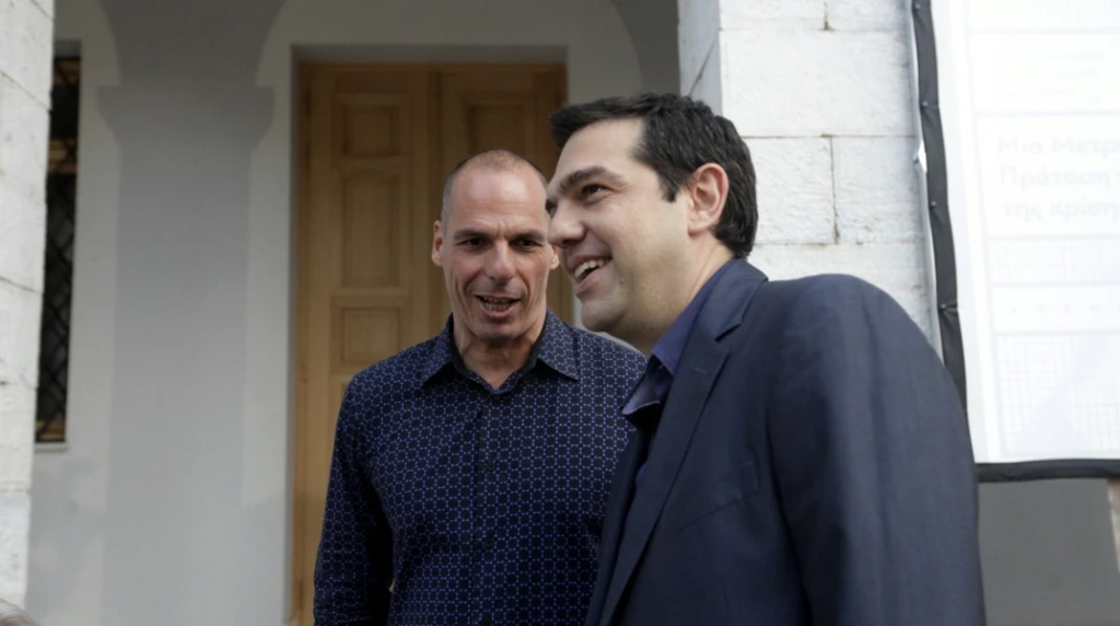 Ο Βαρουφάκης απαντά στον Τσίπρα μετά την «Ιθάκη»: Από το 2014 του είχα πει για το δικό μου σύστημα πληρωμών – Δεν είναι κουπόνια