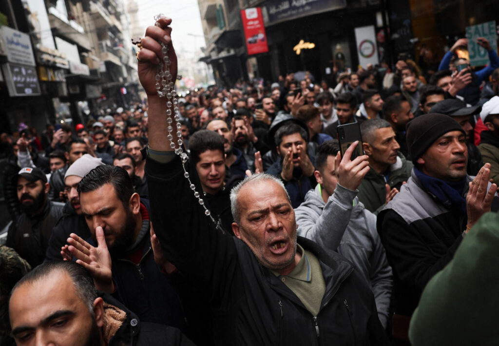 Συρία: Οι οκτώ κύριες προκλήσεις μετά την πτώση Ασαντ