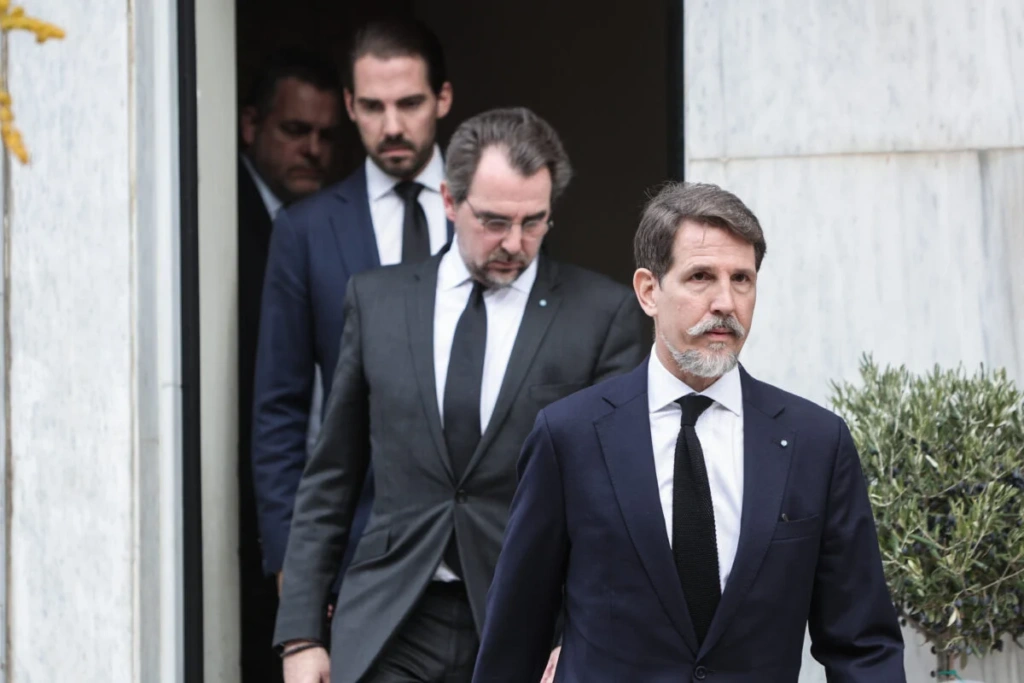 Παύλος και Νικόλαος πήραν την ελληνική ιθαγένεια – Γιατί κατέληξαν στο επώνυμο Ντε Γκρες