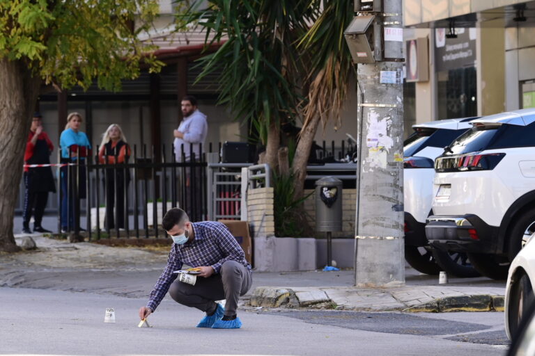 Δολοφονία στη Γλυφάδα: Επτά οι δράστες – Οι έξι έχουν ταυτοποιηθεί