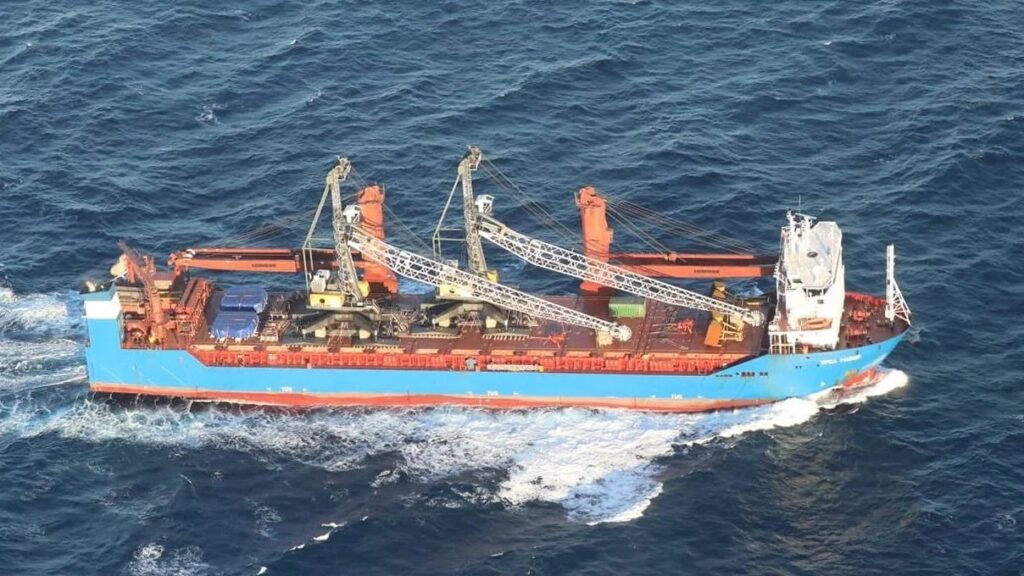 Ρωσικό φορτηγό πλοίο βυθίστηκε στην Μεσόγειο – Δύο άτομα αγνοούνται
