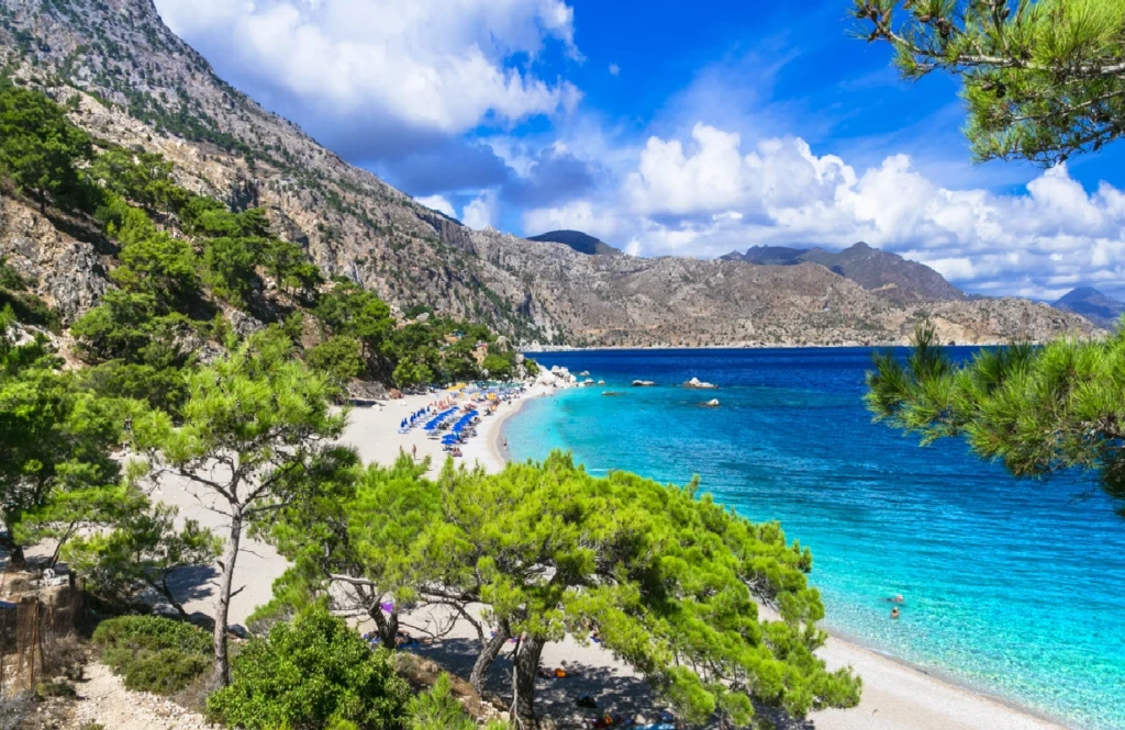 Η Κάρπαθος ανάμεσα στα δέκα πιο όμορφα μέρη του κόσμου για το 2026