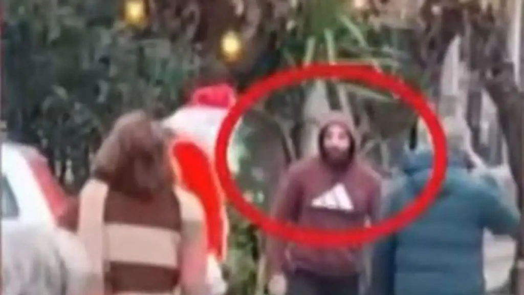 Χαλάνδρι: Αστυνομικός χτύπησε Άη Βασίλη και χαιρετούσε ναζιστικά – Μήνυση από τον Δήμαρχο