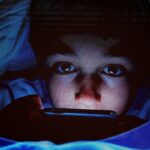 Το σχέδιο της κυβέρνησης για μπλόκο στα social media σε παιδιά κάτω των 15 ετών – Ο ρόλος του Kids Wallet