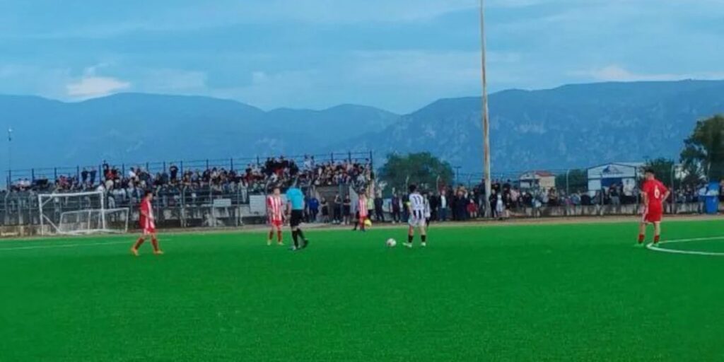 Λαμία: Διαιτητής χτυπήθηκε απο μαθητή Λυκείου – Διεκόπη ο σχολικός αγώνας