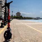 Θεσσαλονίκη: Ελεύθερος με αναμορφωτικό μέτρο ο 13χρονος που άρπαξε πατίνι από νεαρό προσποιούμενος ότι είχε μαχαίρι