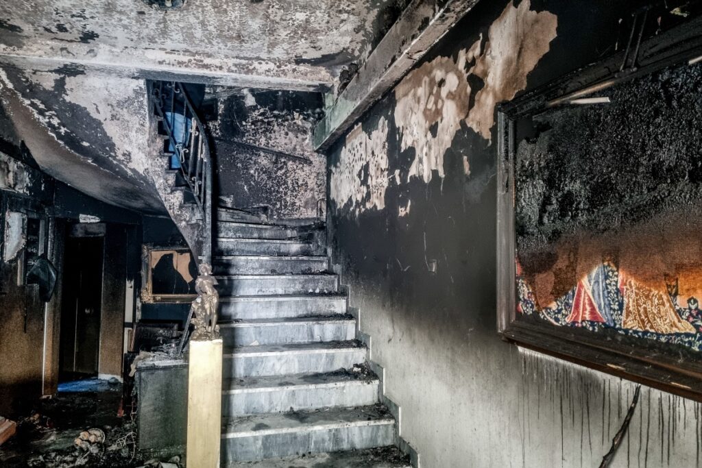 Καλαμπάκα: Αναμονή για το πόρισμα από τη φωτιά στο ξενοδοχείο – Ζευγάρι νοσηλεύεται ακόμη στο Νοσοκο