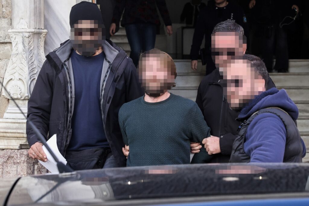 Κρήτη: Τρεις καταγγελίες για ενδοοικογενειακή βία – Το βαρύ παρελθόν του 33χρονου Γάλλου [βίντεο] 