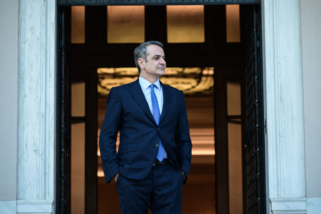 Η κυριαρχία Μητσοτάκη και το στοίχημα για τρίτη σερί αυτοδυναμία