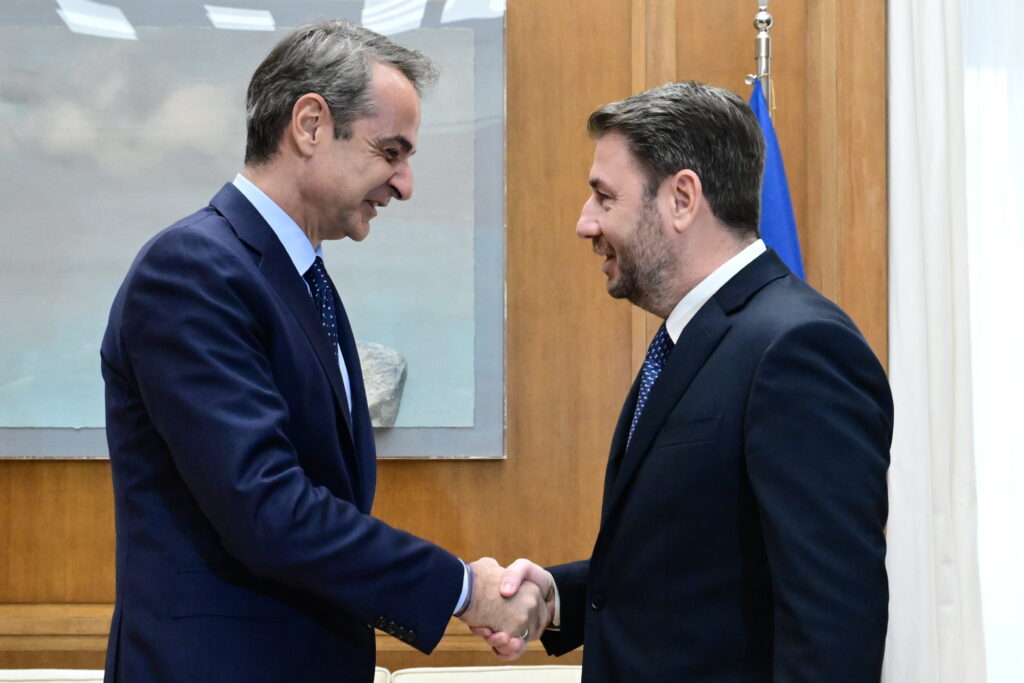 Πού συμφώνησαν και πού διαφώνησαν Μητσοτάκης και Ανδρουλάκης - Το παρασκήνιό πίσω από τις κλειστές πόρτες 