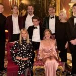 «Ντε Γκρες»: Τα μέλη της τέως βασιλικής οικογένειας ποζάρουν με χαμόγελο