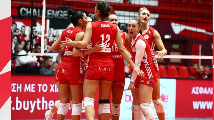 Βόλεϊ: «Κόκκινος» θρίαμβος στο Super Cup γυναικών