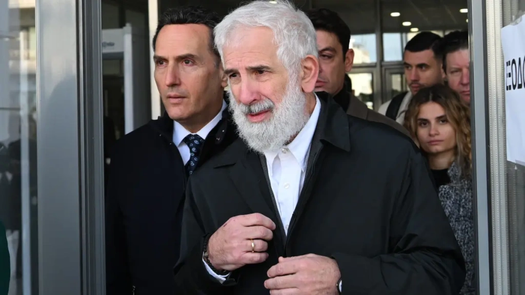 Δίκη Φιλιππίδη: Αισχρός ο εισαγγελέας – «Φορούσατε κανονικό εσώρουχο ή τάνγκα;»