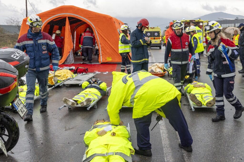 Αεροπορικό ατύχημα εκτός αεροδρομίου – Δείτε την άσκηση άσκηση ευρείας κλίμακας στο αεροδρόμιο Θεσσαλονίκης «Μακεδονία»