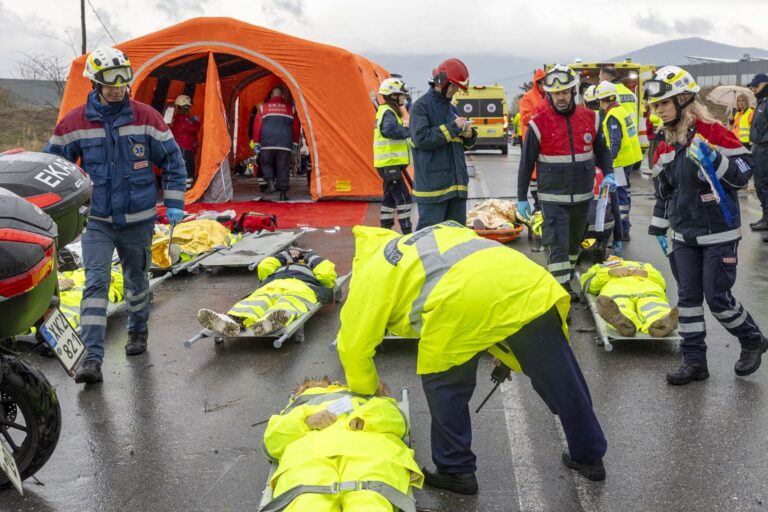Αεροπορικό ατύχημα εκτός αεροδρομίου – Δείτε την άσκηση άσκηση ευρείας κλίμακας στο αεροδρόμιο Θεσσαλονίκης «Μακεδονία»
