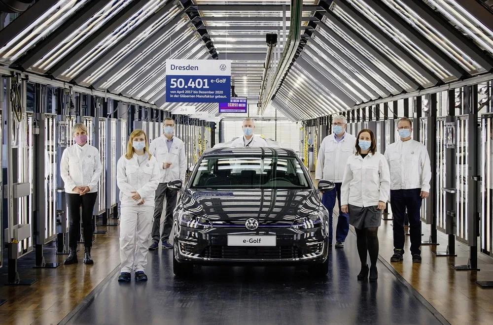 Η Volkswagen συνεργάζεται με τη Rivian για το επόμενο ηλεκτρικό Golf