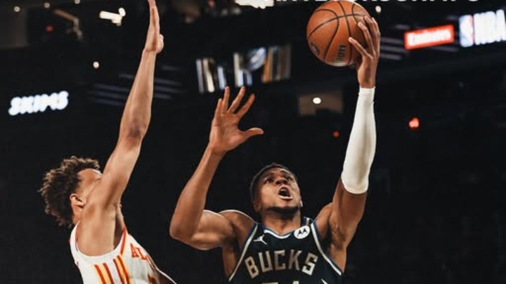 Στον τελικό του «Emirates NBA Cup» με ηγέτη τον Γιάννη Αντετοκούνμπο