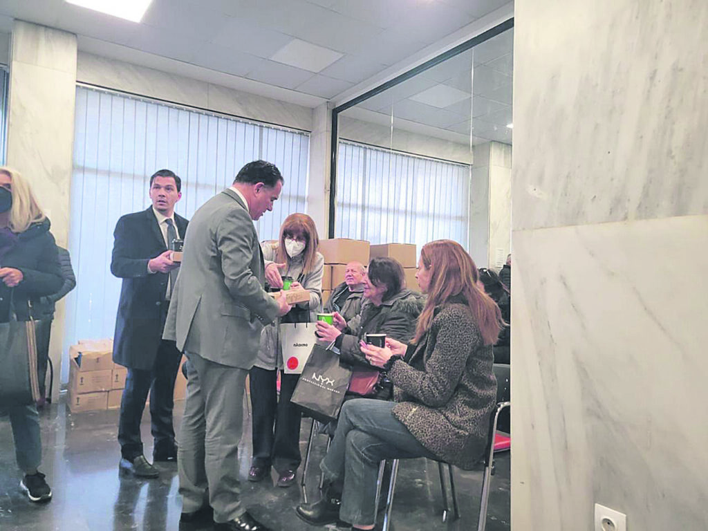 Φάρμακα υψηλού κόστους στα φαρμακεία της γειτονιάς