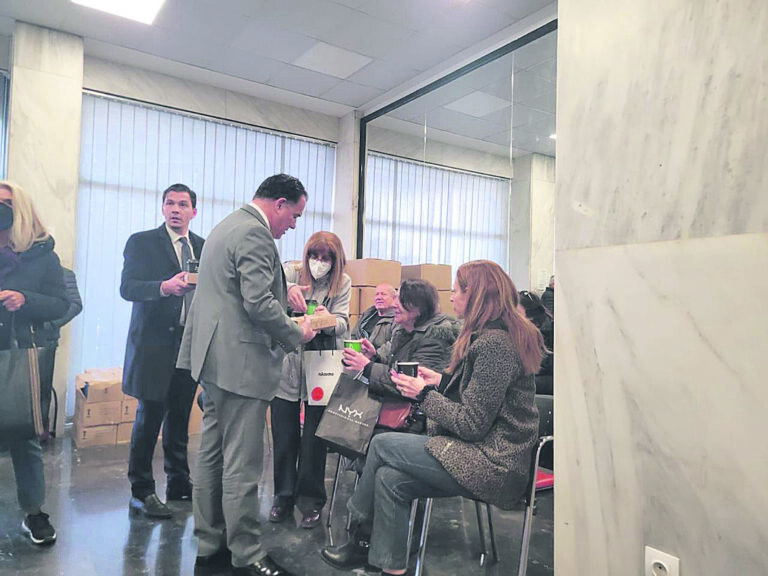Φάρμακα υψηλού κόστους στα φαρμακεία της γειτονιάς