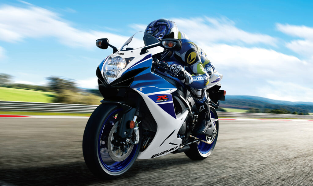 Suzuki: Επιστροφή του GSXR; Η Suzuki αφήνει τη φαντασία να οργιάζει
