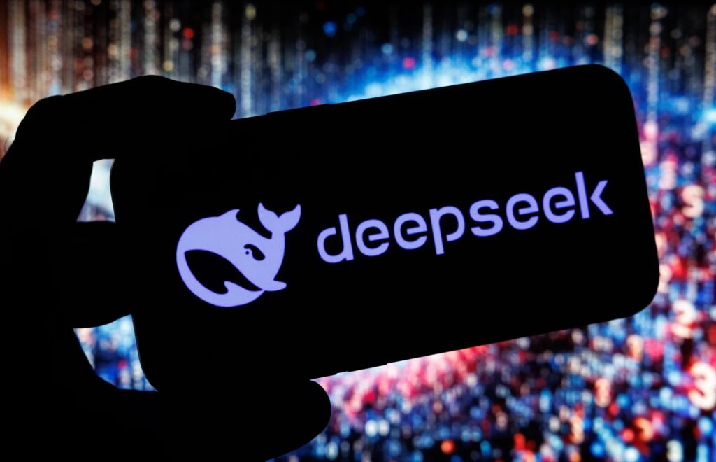 DeepSeek: Πανικός στη Σίλικον Βάλεϊ – Οι 500 πλουσιότεροι άνθρωποι του κόσμου έχασαν $108 δισ.