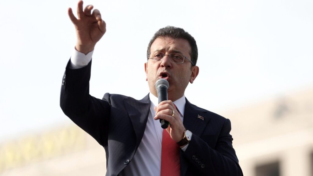 Τουρκία: Ο δήμαρχος της Κωνσταντινούπολης καταγγέλλει «παρενόχληση» από τη δικαιοσύνη σε βάρος του