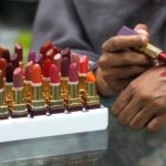 Κομισιόν: Τέλος σε αυτή τη χημική ουσία – Ριζικές αλλαγές σε τηγάνια αλλά και καλλυντικά