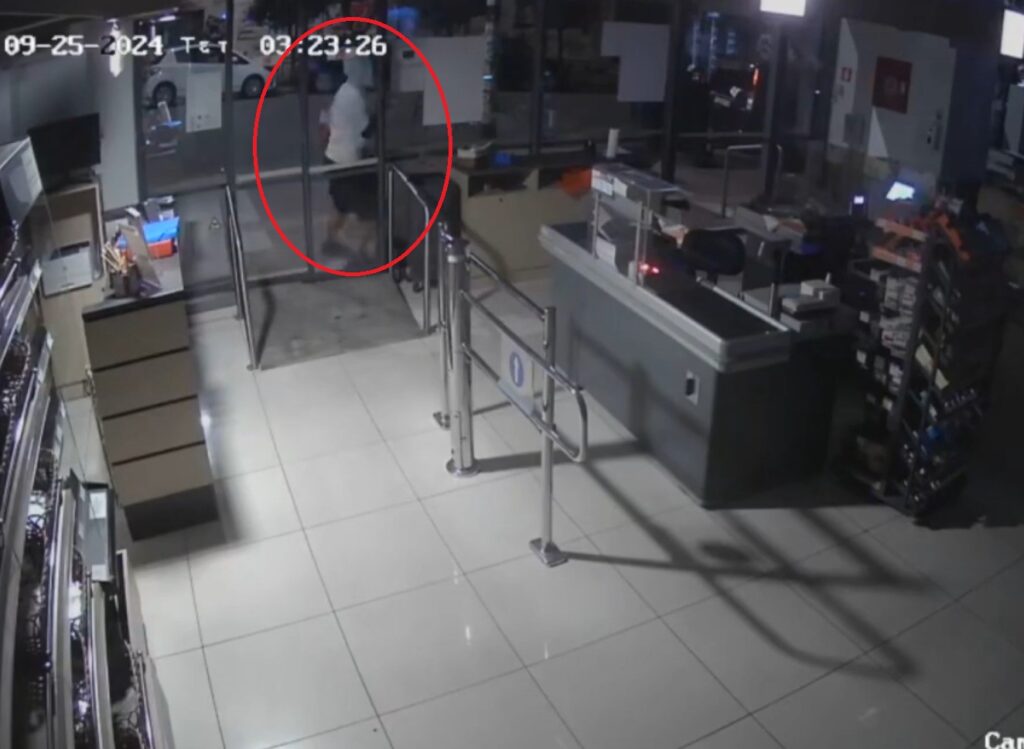 Αττική: Συμμορία έκανε πλιάτσικο 16 φορές σε σούπερ μάρκετ – Δείτε το βίντεο ντοκουμέντο