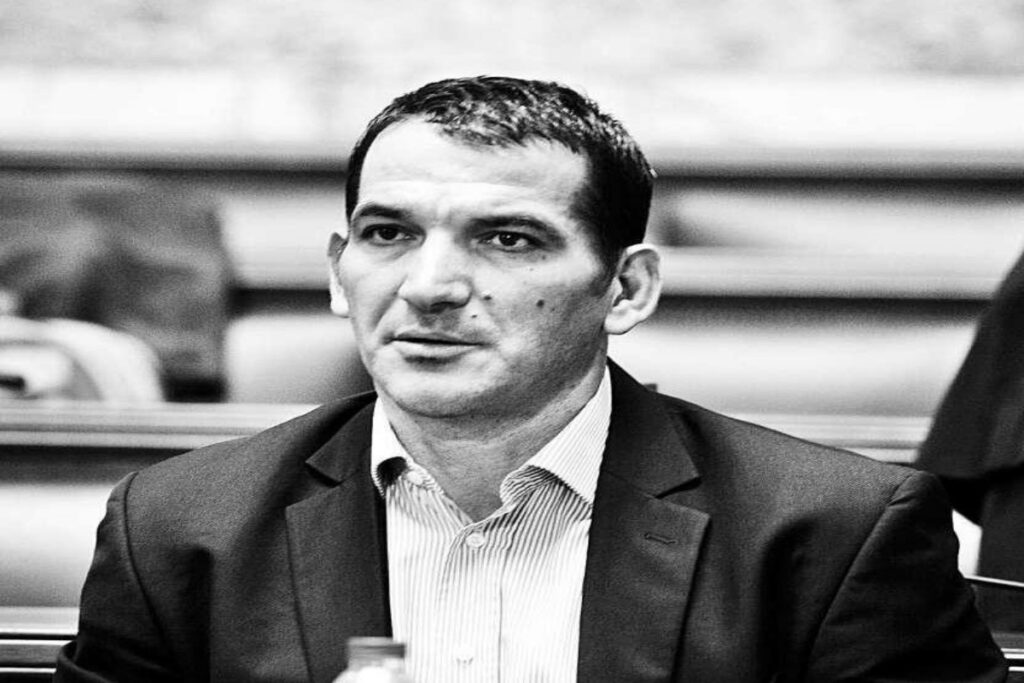 Πύρρος Δήμας για τον Αρχιεπίσκοπο Αλβανίας Αναστάσιο: «Ήμασταν πολύ τυχεροί που τον είχαμε» [βίντεο]