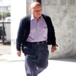 Μίμης Δομάζος: Διασωληνωμένος σε κρίσιμη κατάσταση – Η ανακοίνωση του Ερυθρού Σταυρού