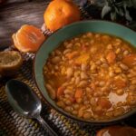 Η φασολάδα όπως δεν την έχετε φανταστεί – Η διαφορετική συνταγή που πρέπει να φτιάξετε