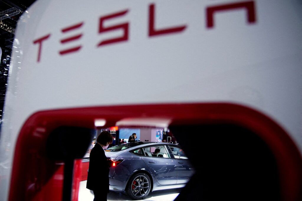 Tesla: Μηνύει την Ευρωπαϊκή Επιτροπή για τους δασμούς στα ηλεκτρικά αυτοκίνητα
