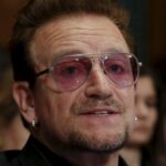 ΗΠΑ: Bono, Μάικλ Τζ. Φοξ και Ντένζελ Ουάσινγκτον τιμήθηκαν από τον Τζο Μπάιντεν με το Προεδρικό Μετάλλιο της Ελευθερίας
