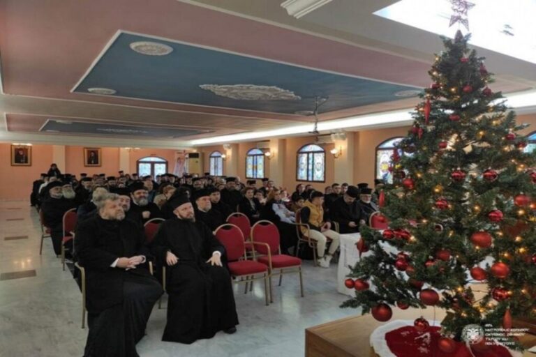 Μητρόπολη Κορίνθου: Μοίρασε 100.000 ευρώ σε νέους φοιτητές και νέες φοιτήτριες της Κορινθίας