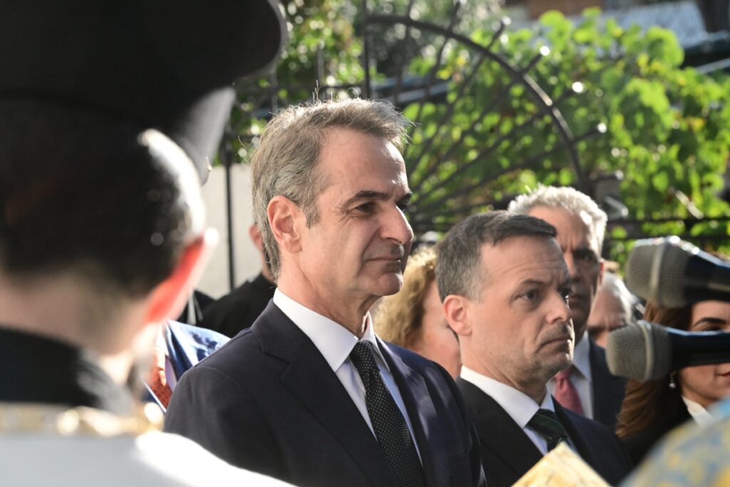 Μητσοτάκης: «Φάρος σταθερότητας η Ελλάδα σε έναν ασταθή κόσμο» – Το μήνυμα για τα Θεοφάνεια