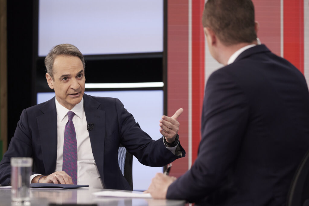 Κυριάκος Μητσοτάκης για τα Τέμπη: Δεν υπάρχει καμία συγκάλυψη – Αν αποδειχθεί ότι υπήρχε ύποπτο φορτίο στο τρένο η Hellenic Train θα λογοδοτήσει – Η κ. Καρυστιανού έχασε το παιδί της, σκύβω το κεφάλι