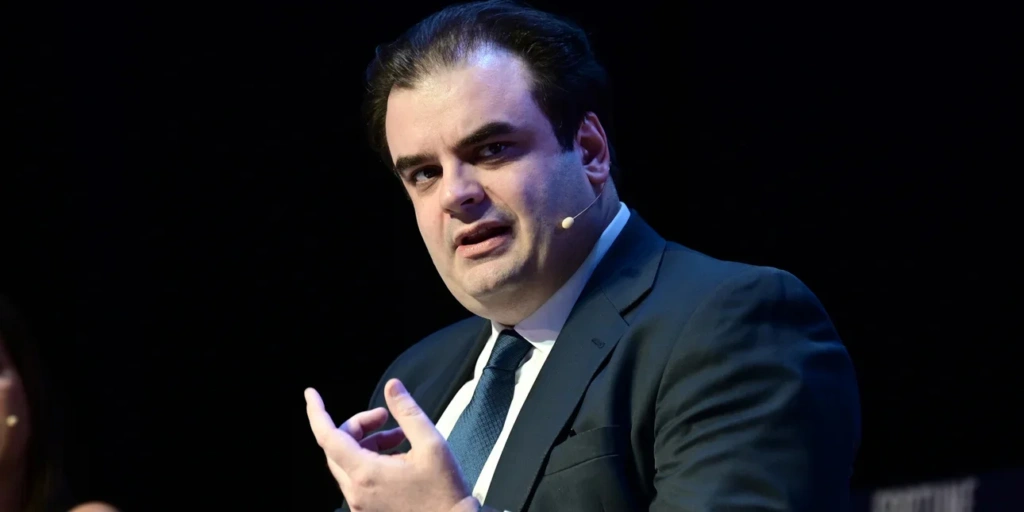 Κυριάκος Πιερρακάκης στον ΕΤ: Απάντηση στην ακρίβεια η αύξηση εισοδημάτων – Όλα όσα λέει για μισθούς, νέα μέτρα και φοροδιαφυγή