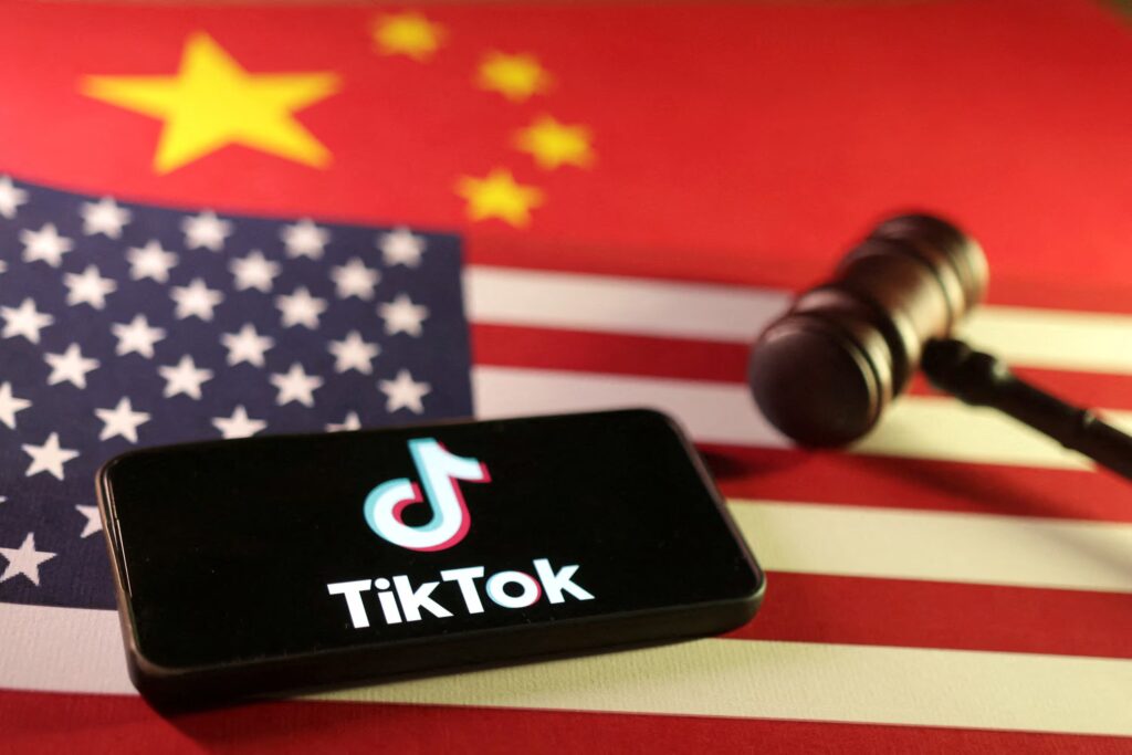 TikTok: Ο Μπάιντεν «νίπτει τας χείρας» του για την κατάργηση της εφαρμογής – Ο Τραμπ θα κάνει