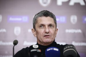 ΡΑΖΒΑΝ ΛΟΥΤΣΕΣΚΟΥ