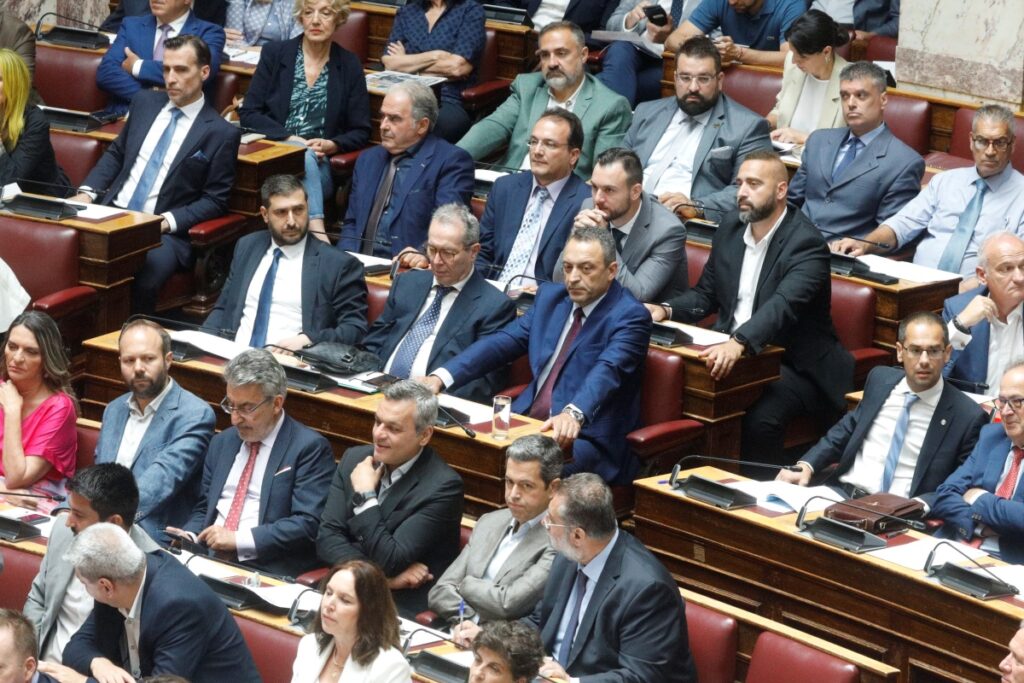 Σήμερα η γνωμοδότηση της επιτροπής Δεοντολογίας για την αναστολή χρηματοδότησης στους Σπαρτιάτες